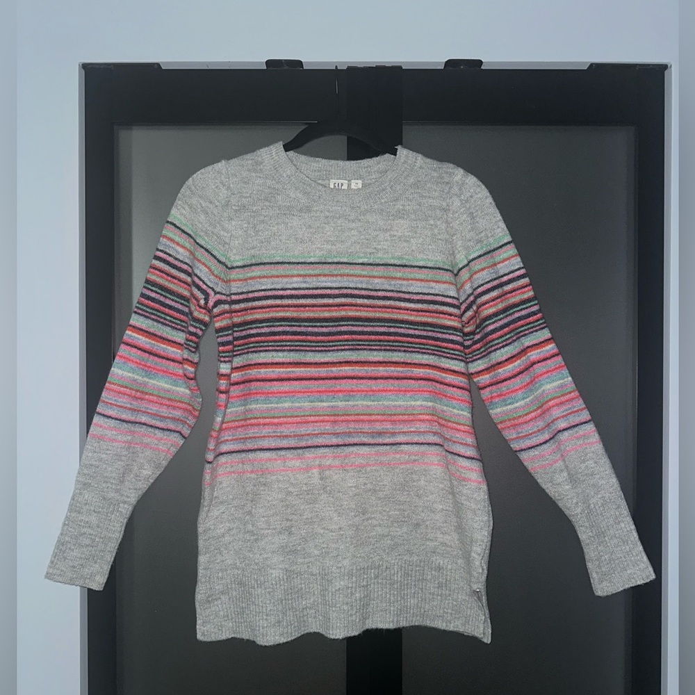 Women’s multi color sweater from Gap